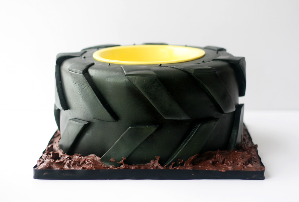 F1 Tyre, Flags & Helmet - Cake Affair, cakes for every occasion